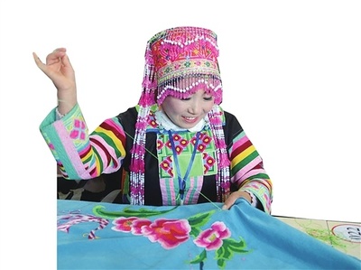 巧手織就幸福路——沾益繡娘以商標(biāo)申請(qǐng)開(kāi)啟美好生活新篇章